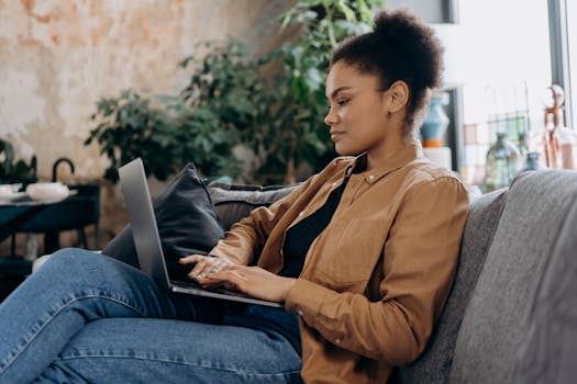 student with a financial planner